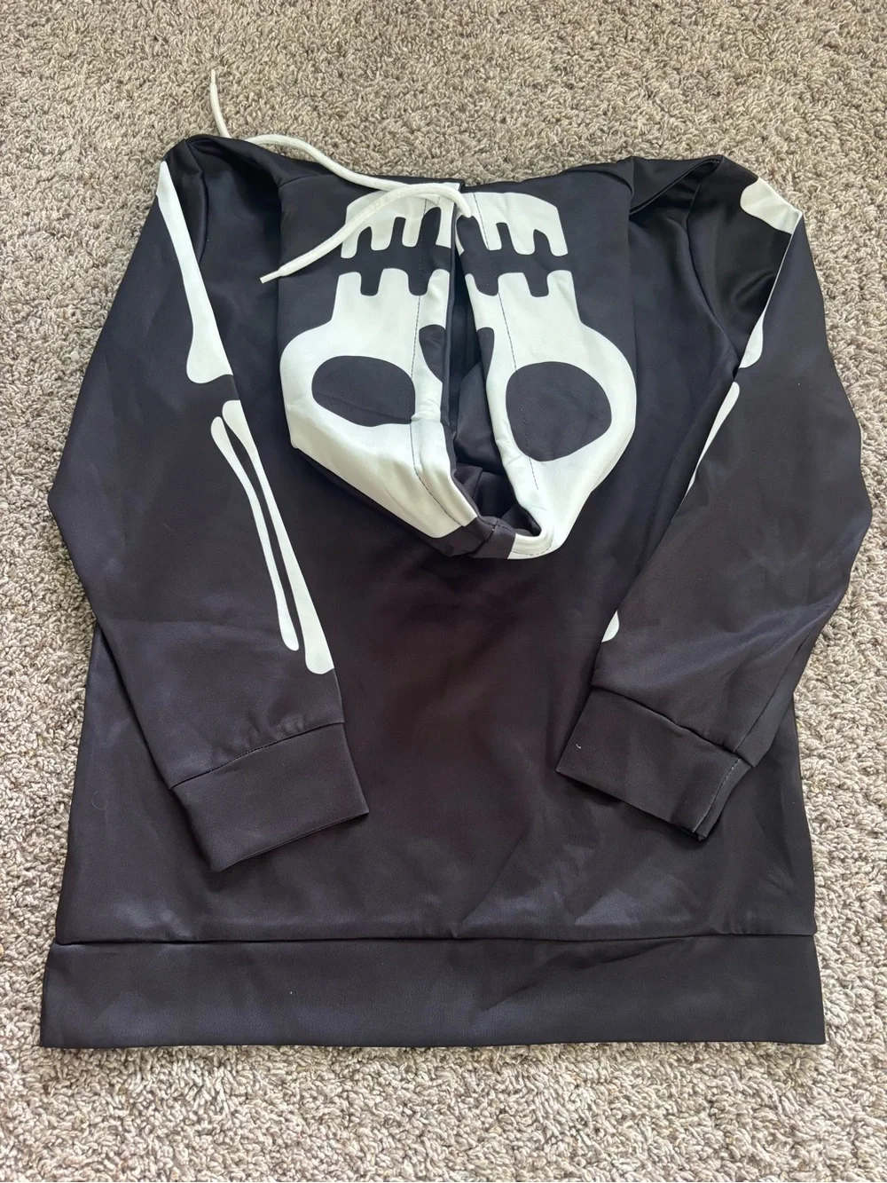 BesserBay Boys Skeleton Hoodie & Jogger Set + Glow Bag L 10 NWOT